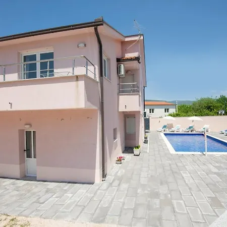 Vila Vinjani Vakantiehuis *