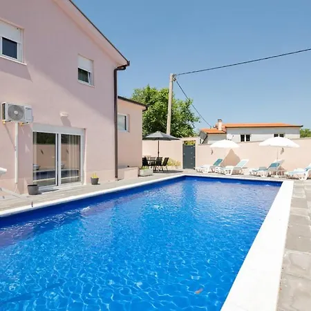 Vila Vinjani Vakantiehuis *